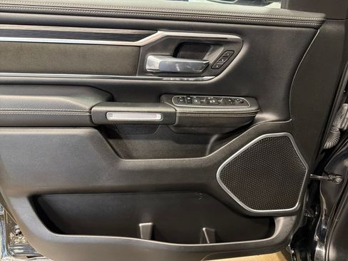 Used 2023 RAM 1500 Laramie AWD/4WD image 15