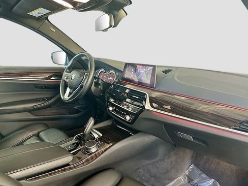 Used 2019 BMW 530i xDrive w/ Convenience Package AWD/4WD image 30