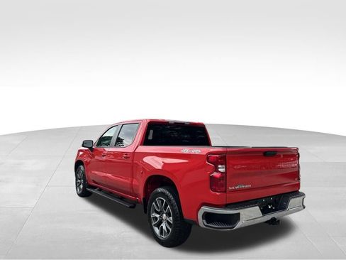 Used 2024 Chevrolet Silverado 1500 LT AWD/4WD image 3