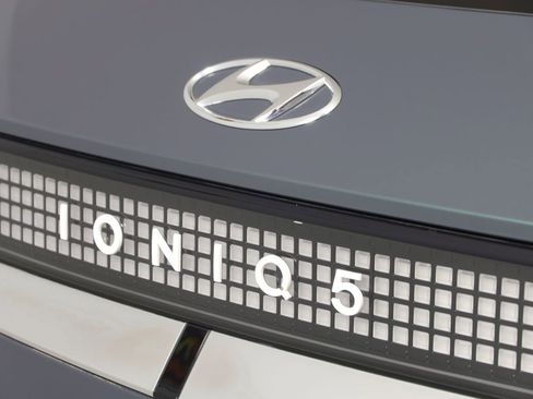 Used 2024 Hyundai Ioniq 5 Limited image 48