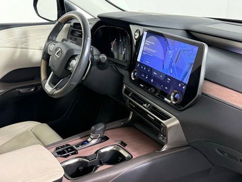Used 2023 Lexus RX 350 w/ Accessory Package (Z1) AWD/4WD image 35