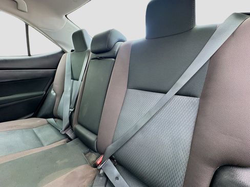 Used 2019 Toyota Corolla LE w/ Carpet Mat Package (TMS) FWD image 14
