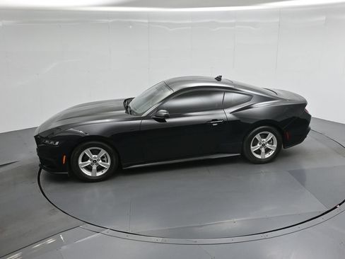 Used 2024 Ford Mustang Coupe RWD image 35