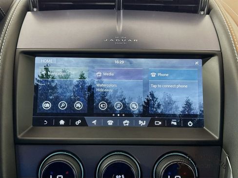 Used 2021 Jaguar F-TYPE Coupe image 16