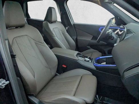 Used 2025 BMW X3 xDrive30i w/ Premium Package image 22