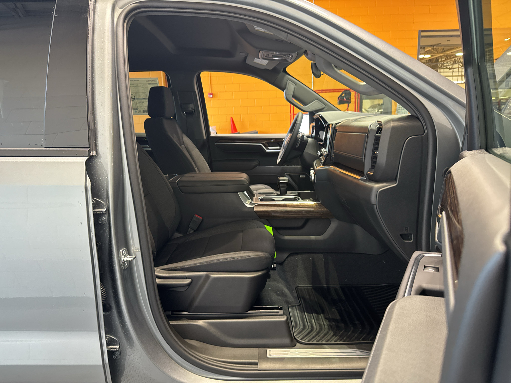 New 2026 GMC Sierra 1500 Elevation w/ Preferred Package AWD/4WD image 21