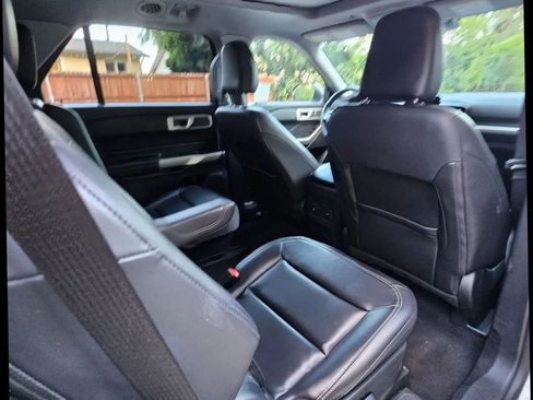 Used 2023 Ford Explorer XLT w/ Equipment Group 202A image 26