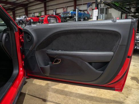 Used 2021 Dodge Challenger SRT Hellcat Redeye image 33