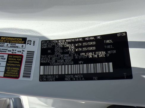 New 2026 Toyota Grand Highlander FWD image 28
