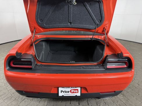 Used 2023 Dodge Challenger SXT w/ Plus Package image 7