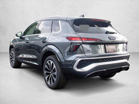 New 2026 Audi Q3 quattro 2.0T AWD/4WD image 7