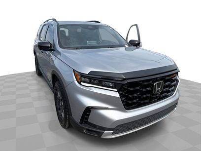 Used 2025 Honda Pilot TrailSport