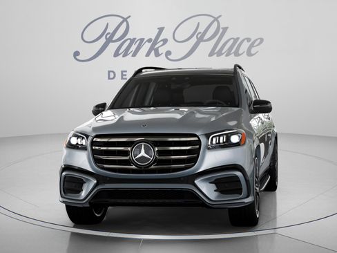 New 2026 Mercedes-Benz GLS 580 4MATIC image 37