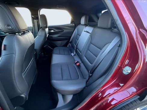Used 2023 Chevrolet TrailBlazer RS w/ Convenience Package image 26