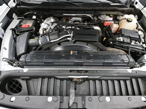 Used 2024 Chevrolet Silverado 2500 LTZ AWD/4WD image 52