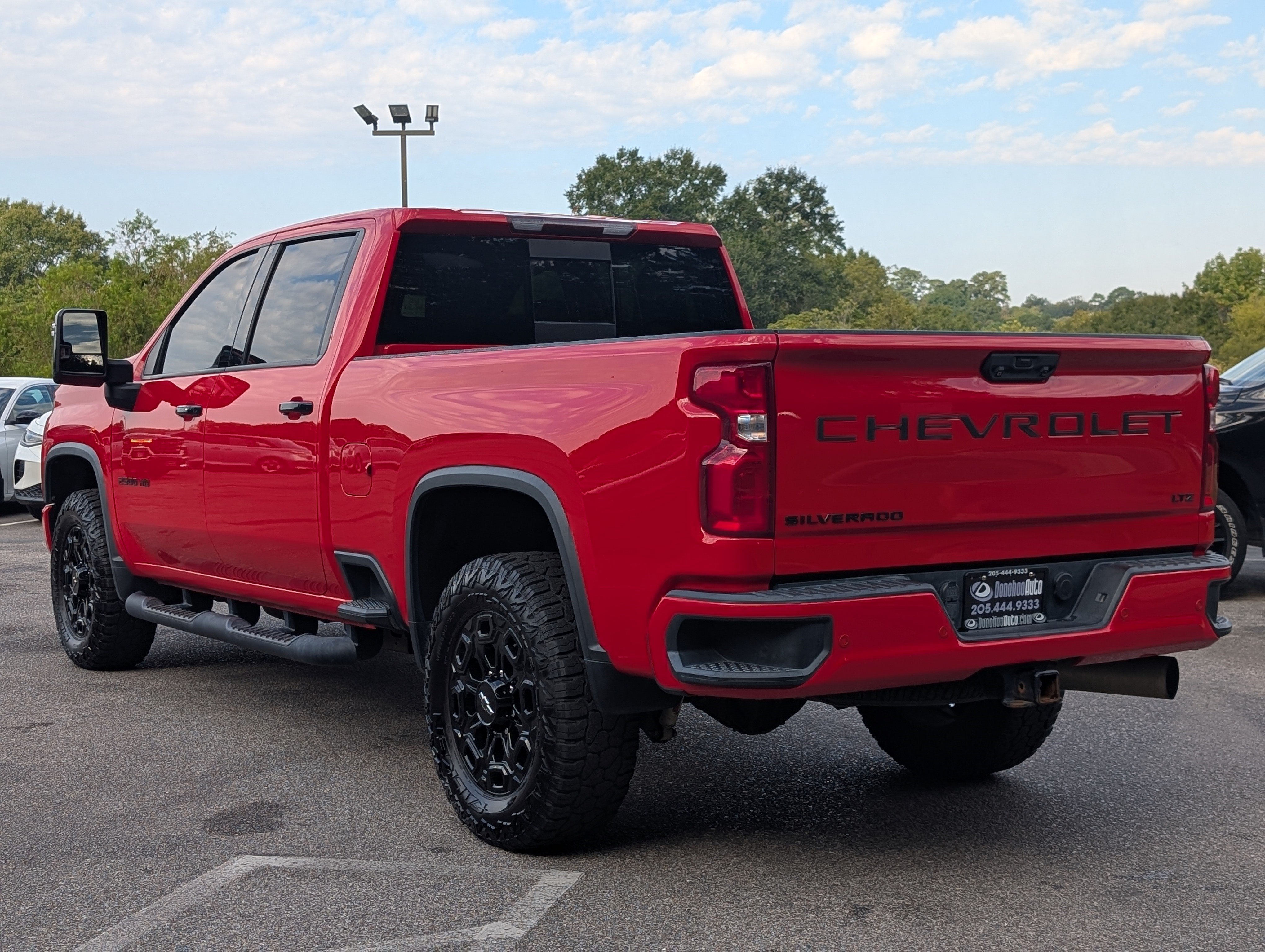 Used 2022 Chevrolet Silverado 2500 LTZ w/ LTZ Plus Package AWD/4WD image 7