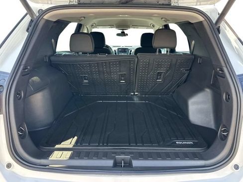 Used 2024 Chevrolet Equinox LT w/ LPO, Floor Liner Package FWD image 9