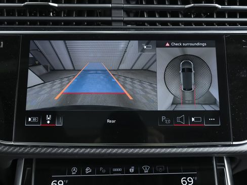 New 2026 Audi RS Q8 performance image 34