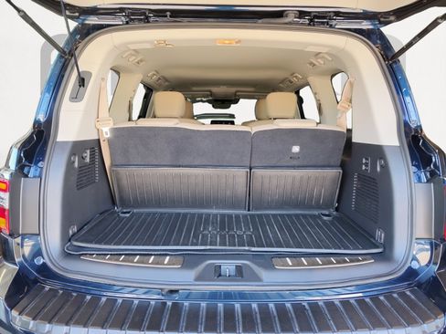 Used 2024 Nissan Armada Platinum w/ Captain's Chairs Package image 14