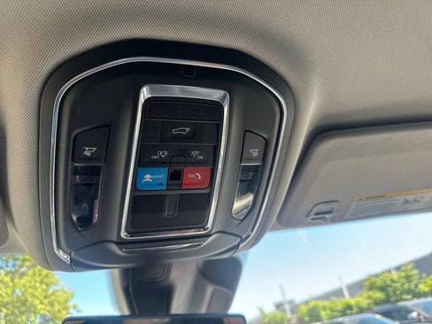 Used 2023 Jeep Grand Cherokee Limited w/ Luxury Tech Group II AWD/4WD image 51