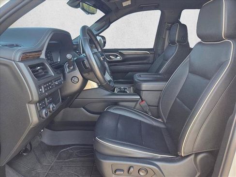 Used 2022 Chevrolet Tahoe Premier AWD/4WD image 23