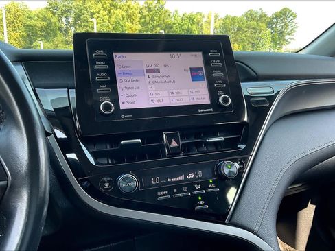 Used 2023 Toyota Camry SE FWD image 32
