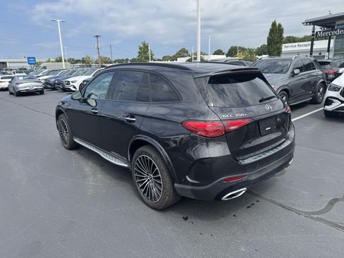 Used 2025 Mercedes-Benz GLC 350e 4MATIC image 8