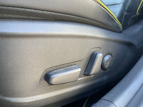 Used 2019 Hyundai Kona Limited image 18