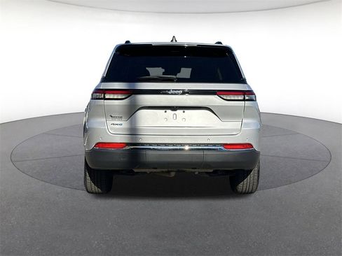 Used 2024 Jeep Grand Cherokee Limited 4xe image 4