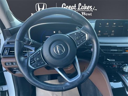 Used 2023 Acura MDX SH-AWD w/ Advance Package image 11