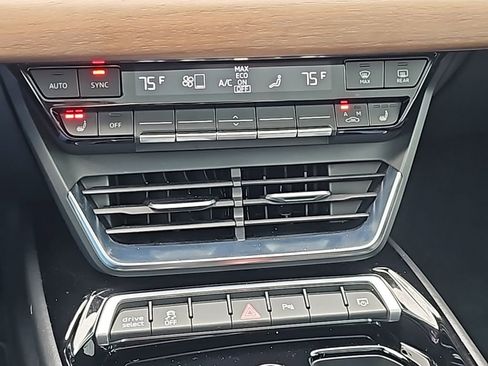 Certified 2023 Audi e-tron GT Premium Plus image 6