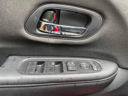 Used 2022 Honda HR-V Sport image 8