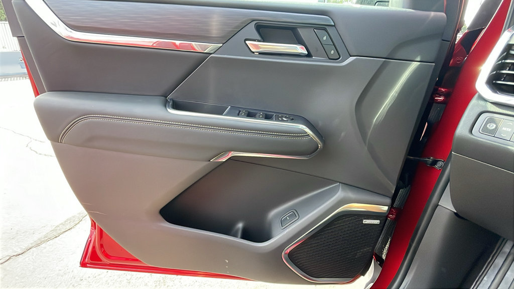 New 2027 GMC Acadia Elevation w/ Black Edition FWD image 28
