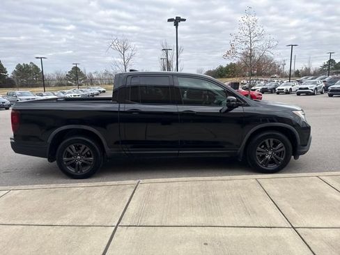 Used 2017 Honda Ridgeline Sport image 5
