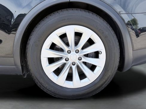 Used 2020 Tesla Model X Long Range AWD/4WD image 20