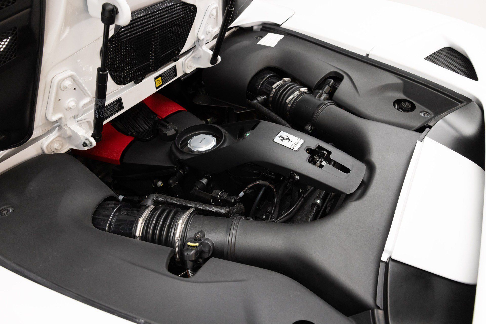 Certified 2022 Ferrari F8 Tributo RWD image 99