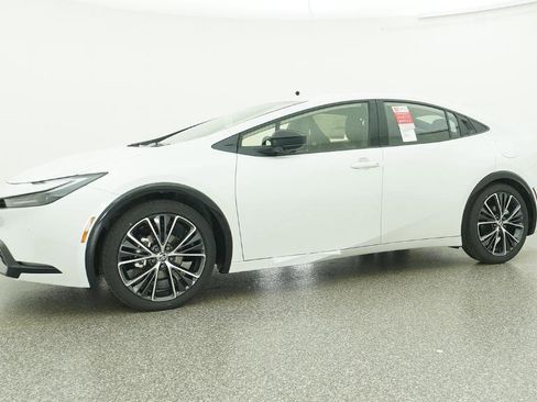 New 2026 Toyota Prius XLE image 24