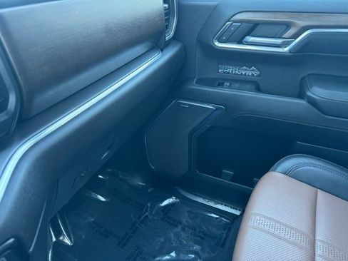 Certified 2024 Chevrolet Silverado 1500 High Country w/ Technology Package AWD/4WD image 25