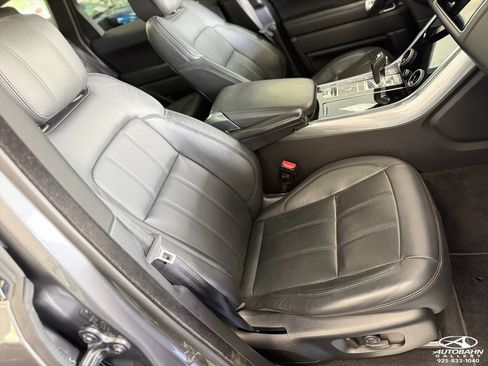 Used 2018 Land Rover Range Rover Sport HSE AWD/4WD image 40