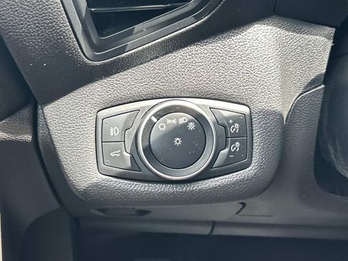 Used 2017 Ford Escape SE w/ Equipment Group 201A FWD image 34