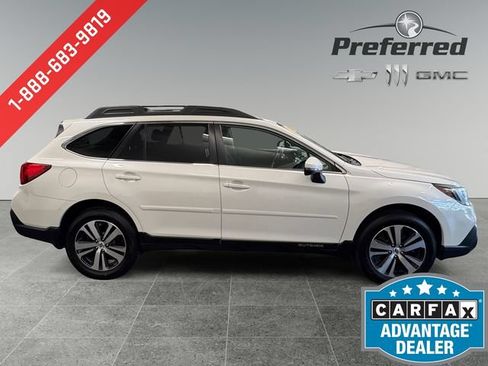 Used 2018 Subaru Outback 2.5i Limited AWD/4WD image 9