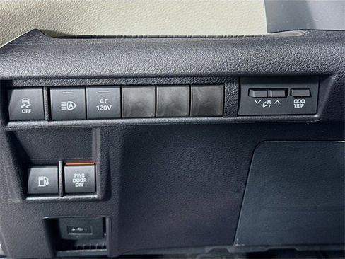 New 2026 Toyota Sienna Limited image 20