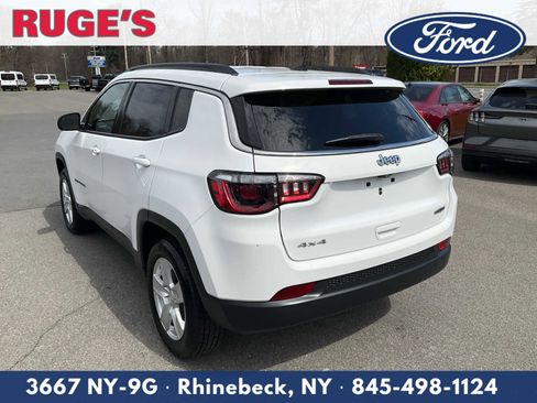 Used 2022 Jeep Compass Latitude w/ Convenience Group image 6