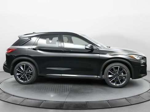 New 2025 INFINITI QX50 Sport image 8