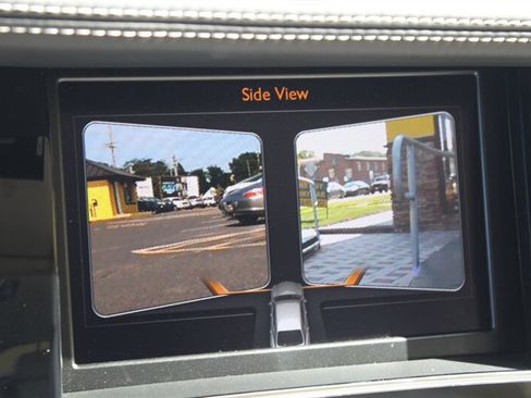 Used 2013 Bentley Mulsanne RWD image 13