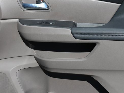 Used 2016 Honda Odyssey EX-L image 16