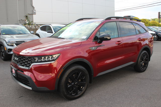 Used 2022 Kia Sorento S AWD/4WD image 2