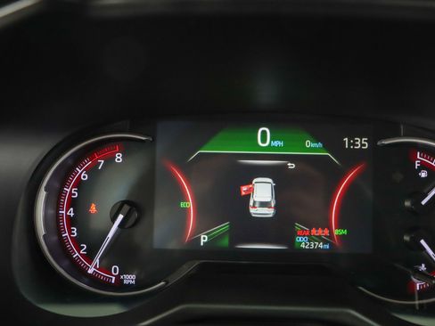 Used 2024 Toyota RAV4 XLE image 15