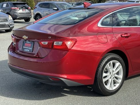 Used 2017 Chevrolet Malibu LT w/ Driver Confidence Package image 37