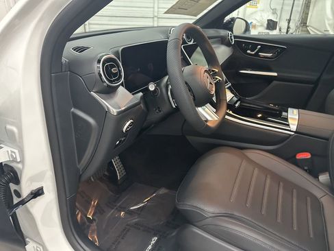 New 2026 Mercedes-Benz GLC 300 image 9